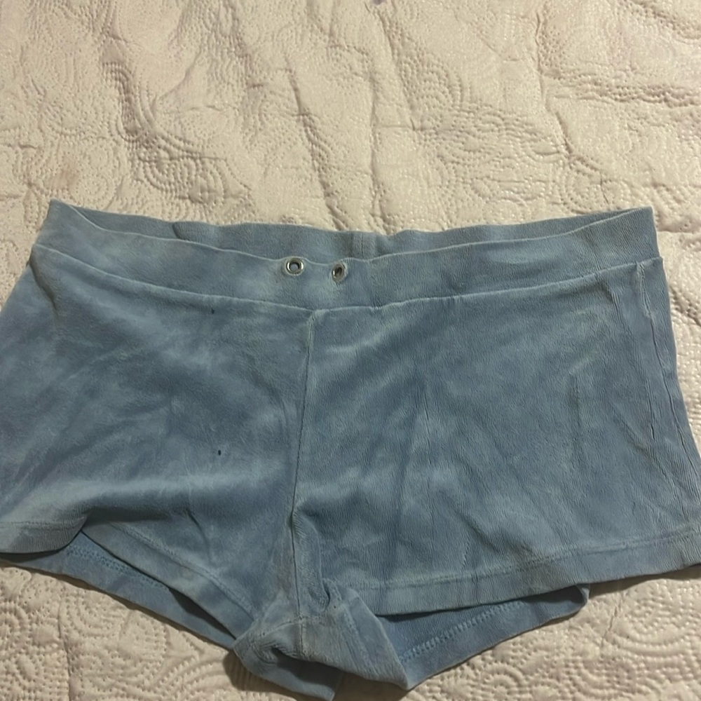 Sirens booty shorts